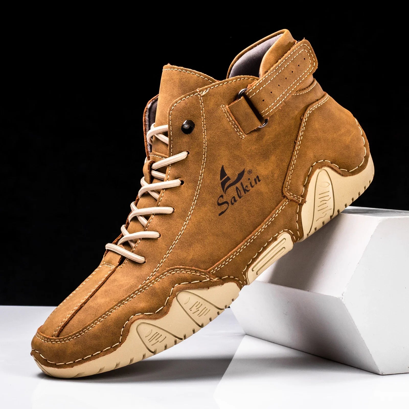 New 2025 Handmade Leather Casual Men Shoes Design Sneakers Man Breathable Leather Shoes Men Ankle Boots Outdoor